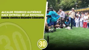 Alcalde Federico Gutiérrez hace entrega de la renovada cancha sintética Alejandro Echavarría